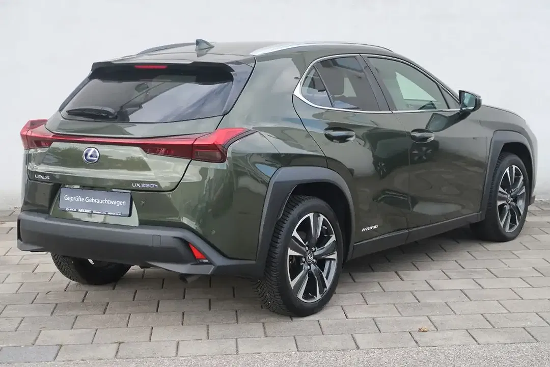 Lexus UX 250h Style Edition - Thumbnail 4