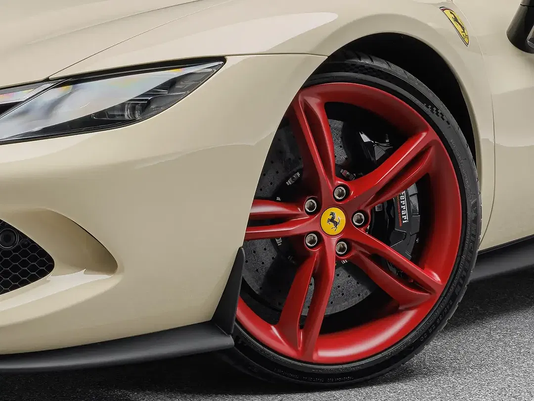 Ferrari 296 GTS - Thumbnail 12