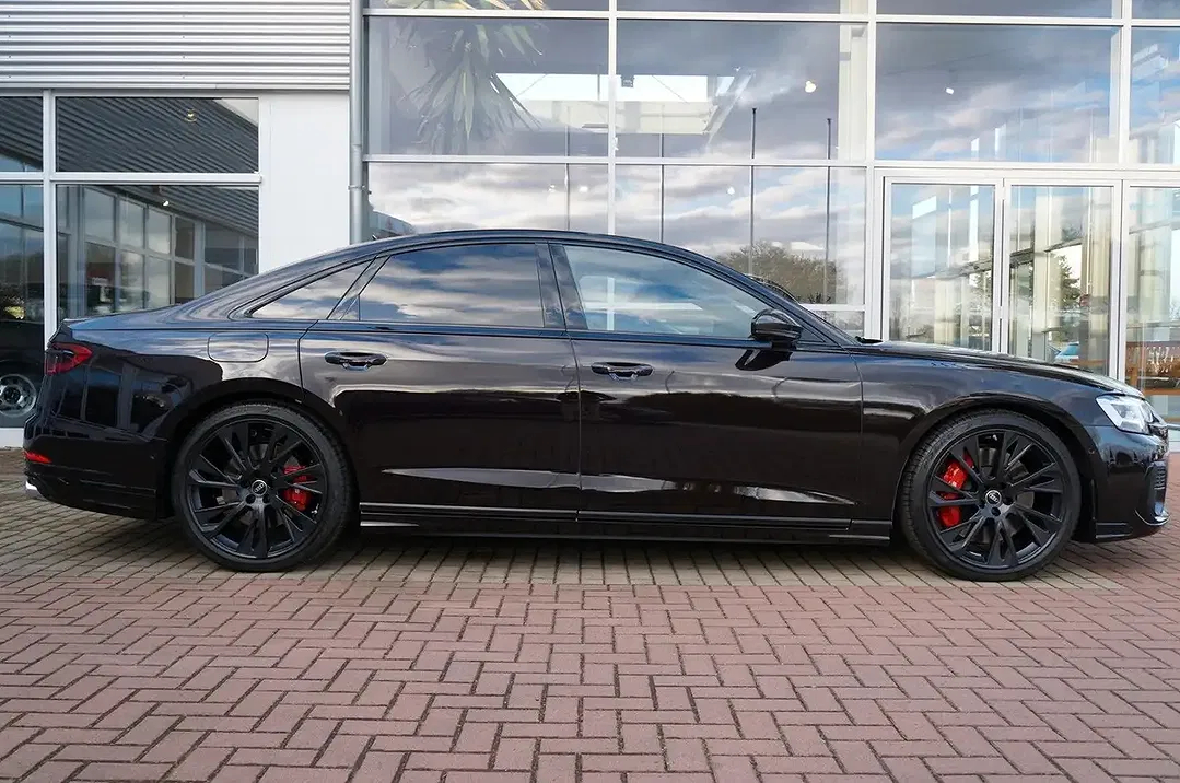 Audi S8 V8 quattro - Thumbnail 3