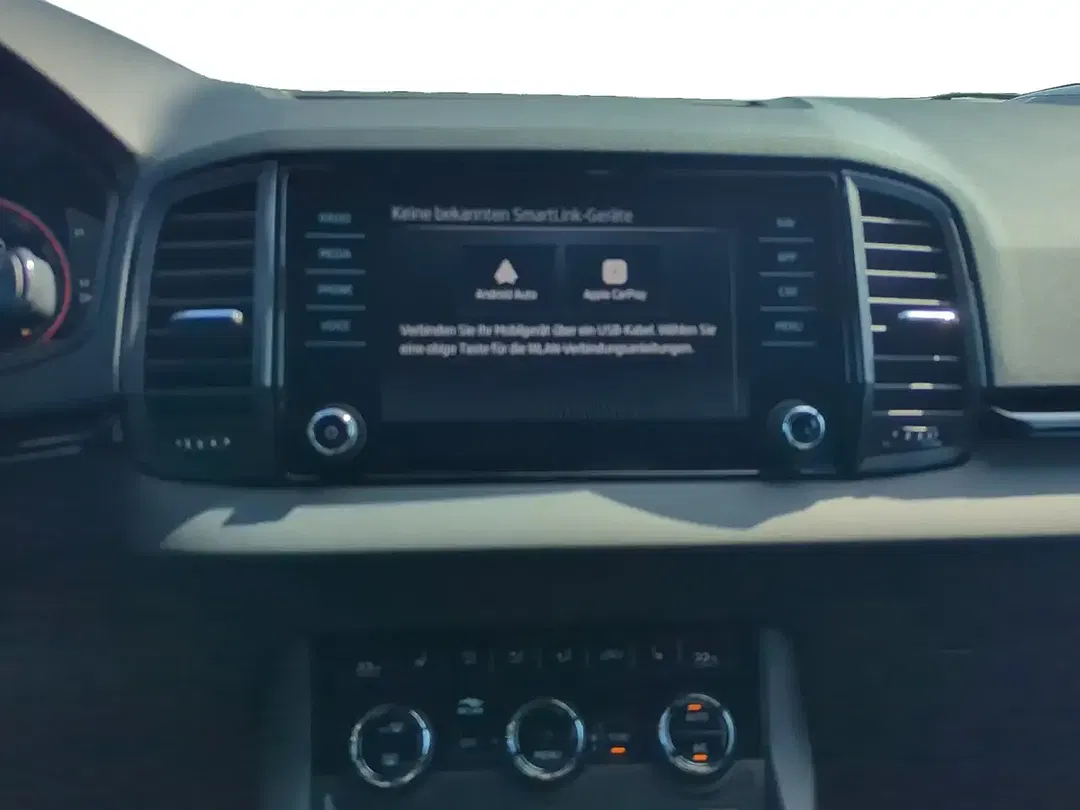 Skoda Karoq 1.5 TSI DSG Sportline - Thumbnail 11