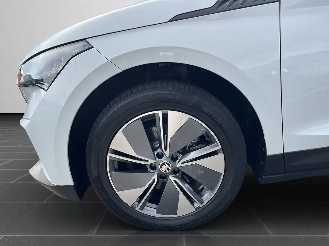 Skoda Enyaq 50 iV Clever - Thumbnail 8