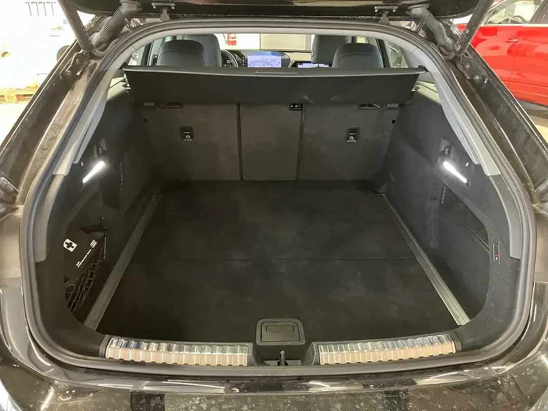 Audi A6 TDI S tronic Avant - Thumbnail 7