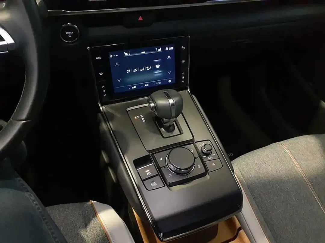 Mazda MX-30 EV Advantage - Thumbnail 5