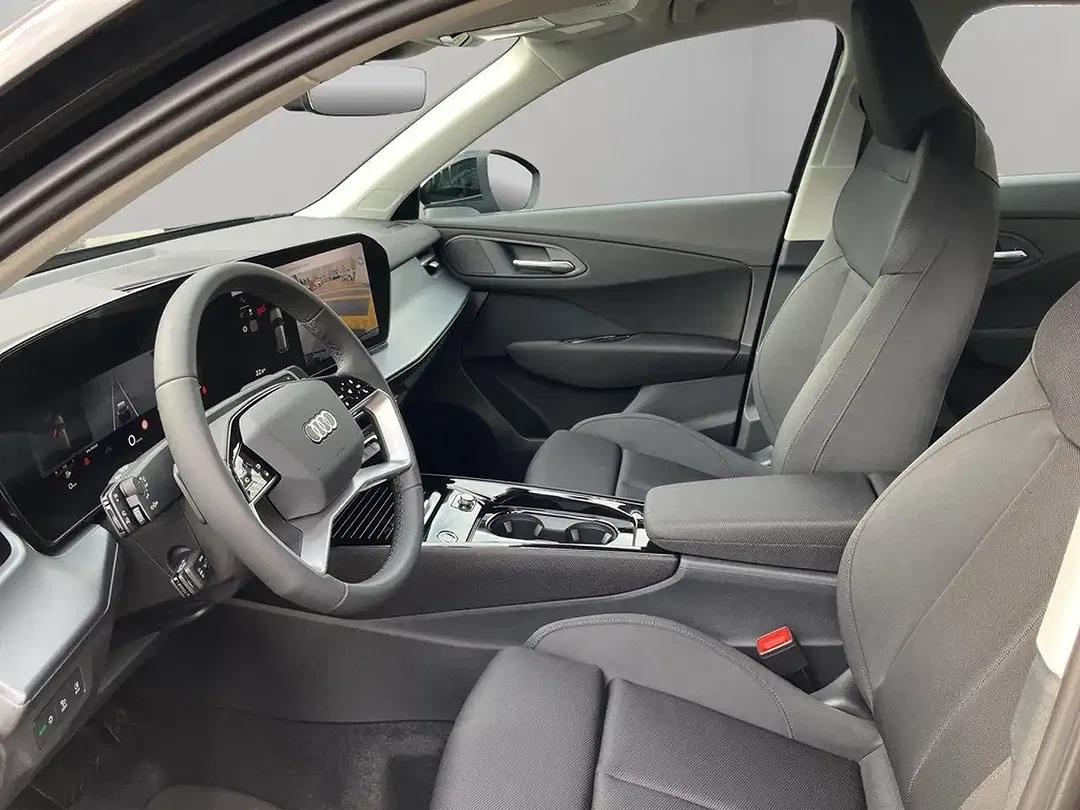 Audi Q3 TFSI S tronic - Thumbnail 12