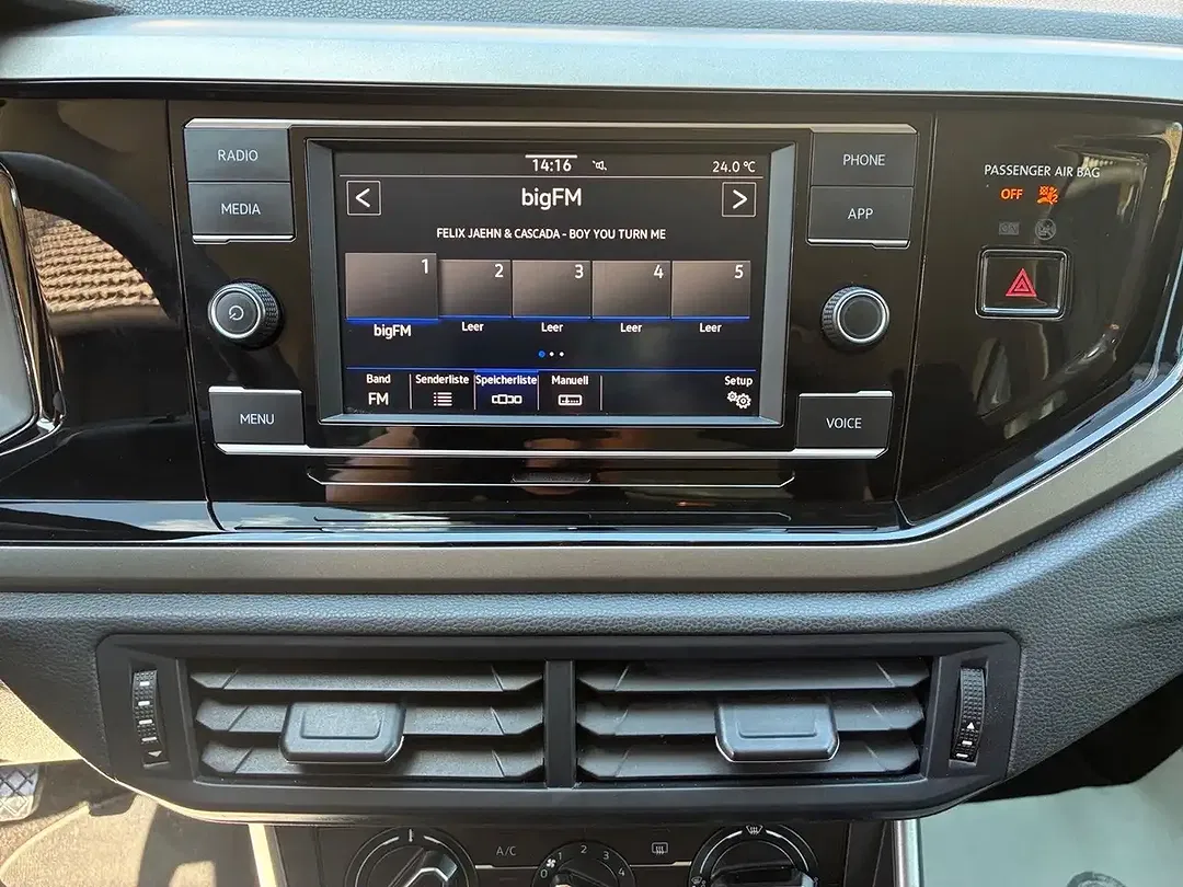 Volkswagen Polo Comfortline - Thumbnail 9