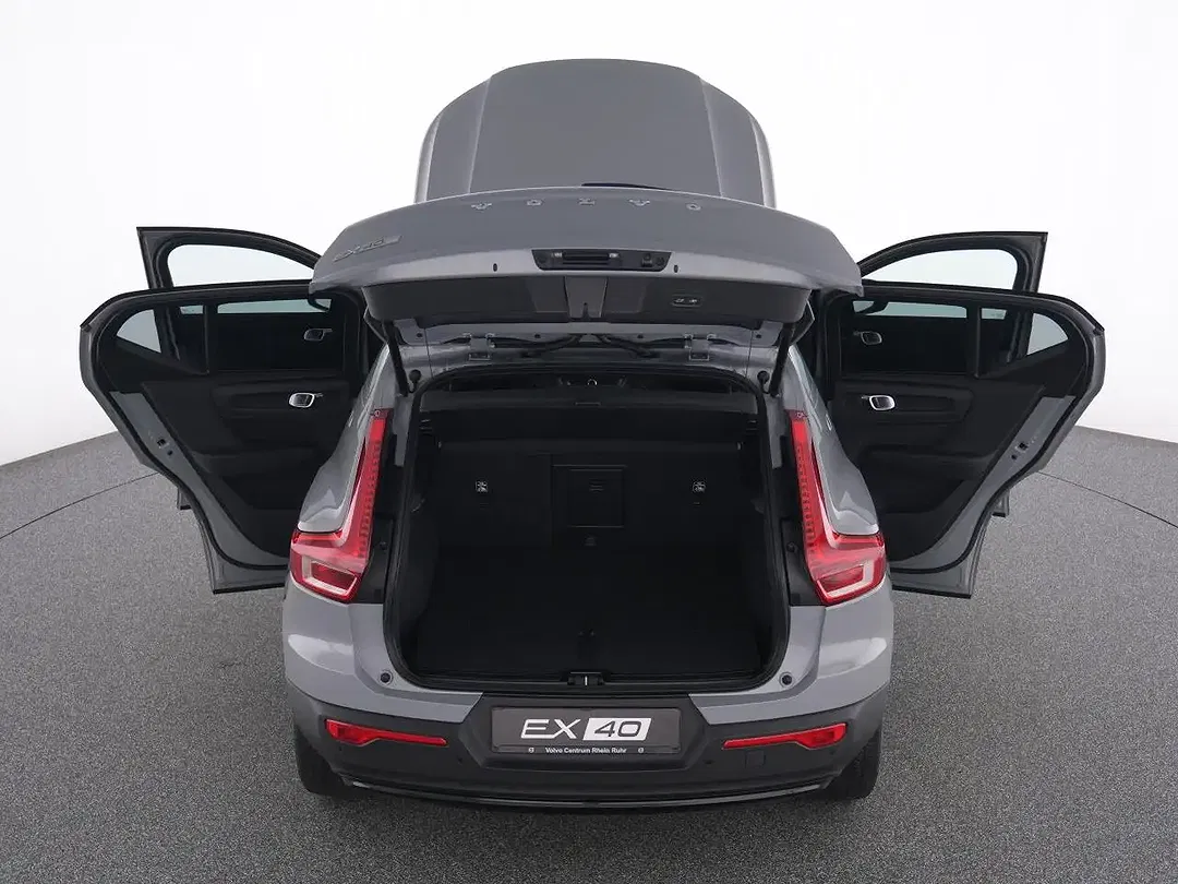 Volvo EX40 Plus Dark - Thumbnail 13