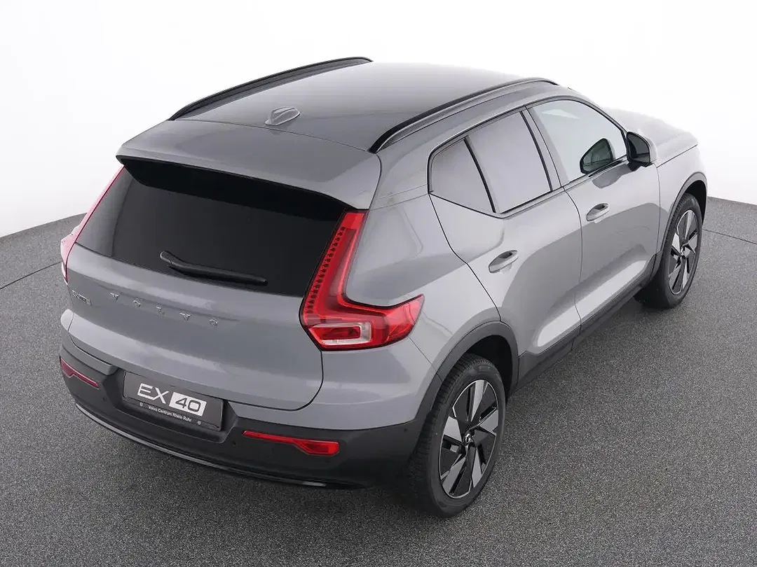 Volvo EX40 Plus Dark - Thumbnail 18