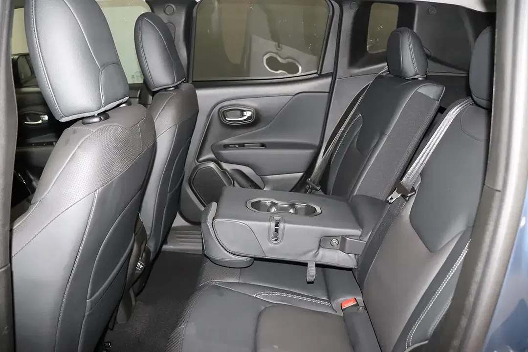 Jeep Renegade 1.5 T4 e-Hybrid Limited - Thumbnail 10