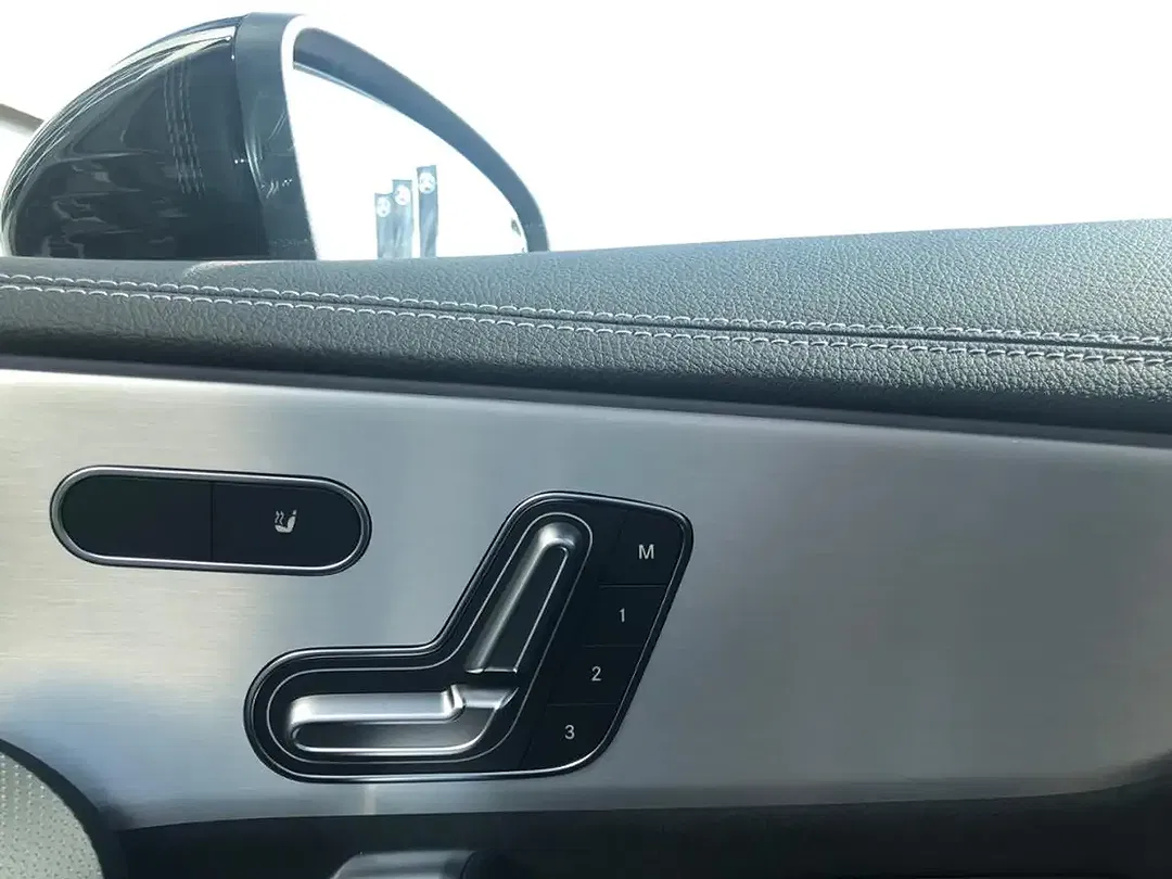 Mercedes-Benz CLA 220 AMG MBUX - Thumbnail 16