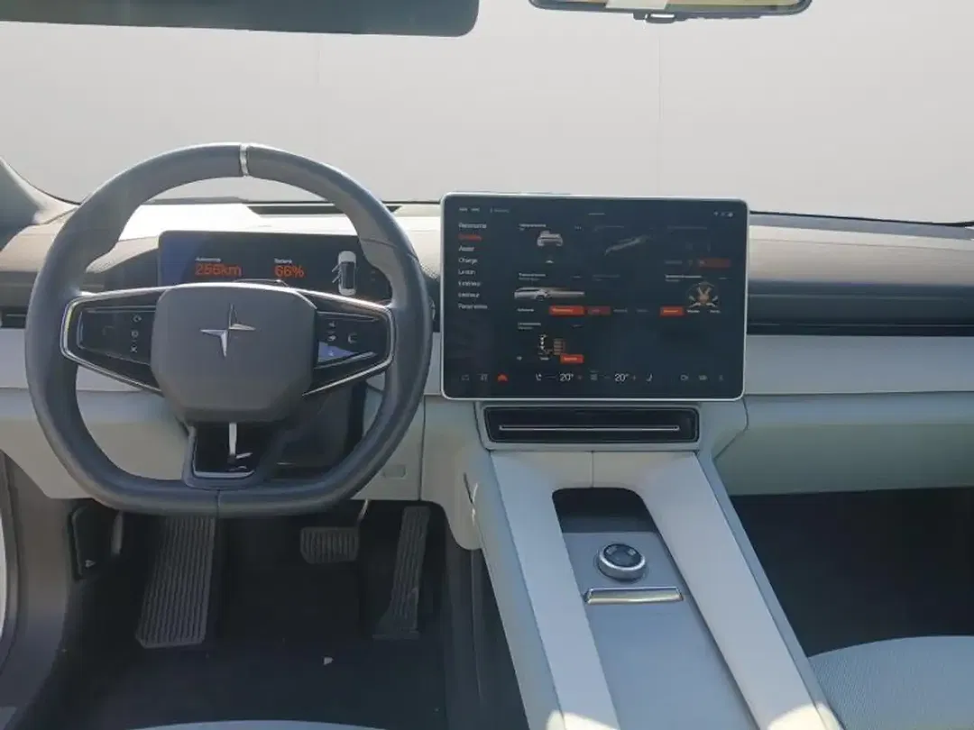 Polestar 4 Performance Dual Motor - Thumbnail 3