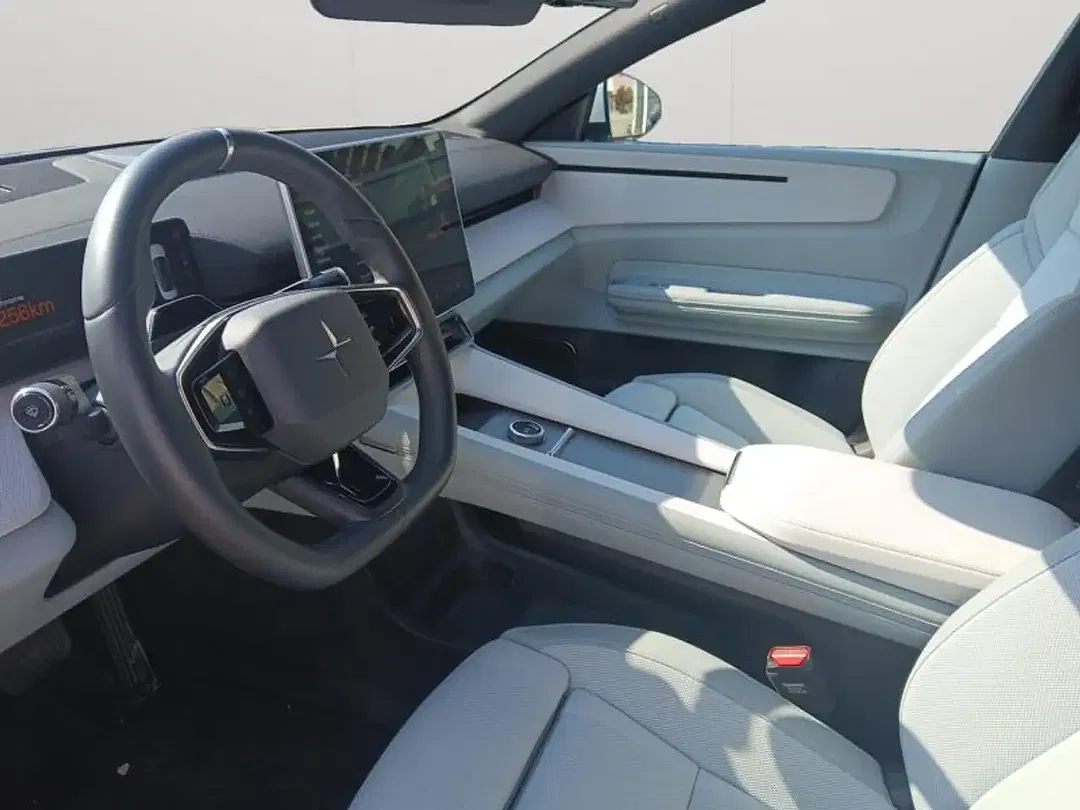 Polestar 4 Performance Dual Motor - Thumbnail 8