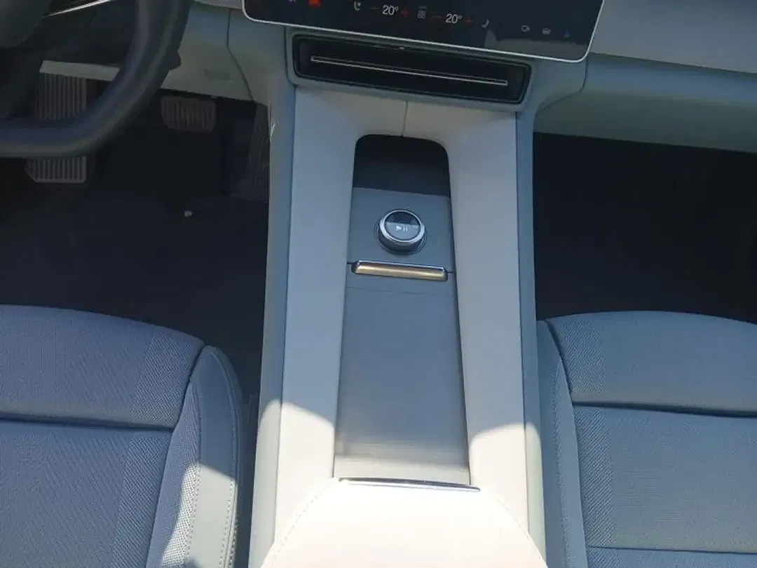 Polestar 4 Performance Dual Motor - Thumbnail 9