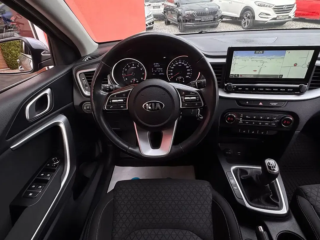 Kia Ceed SW / cee'd SW Vision - Thumbnail 9