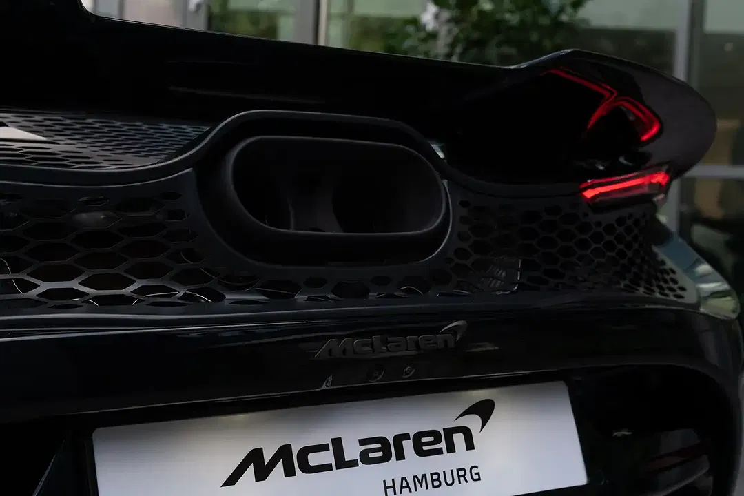 McLaren 750S Spider - Thumbnail 12