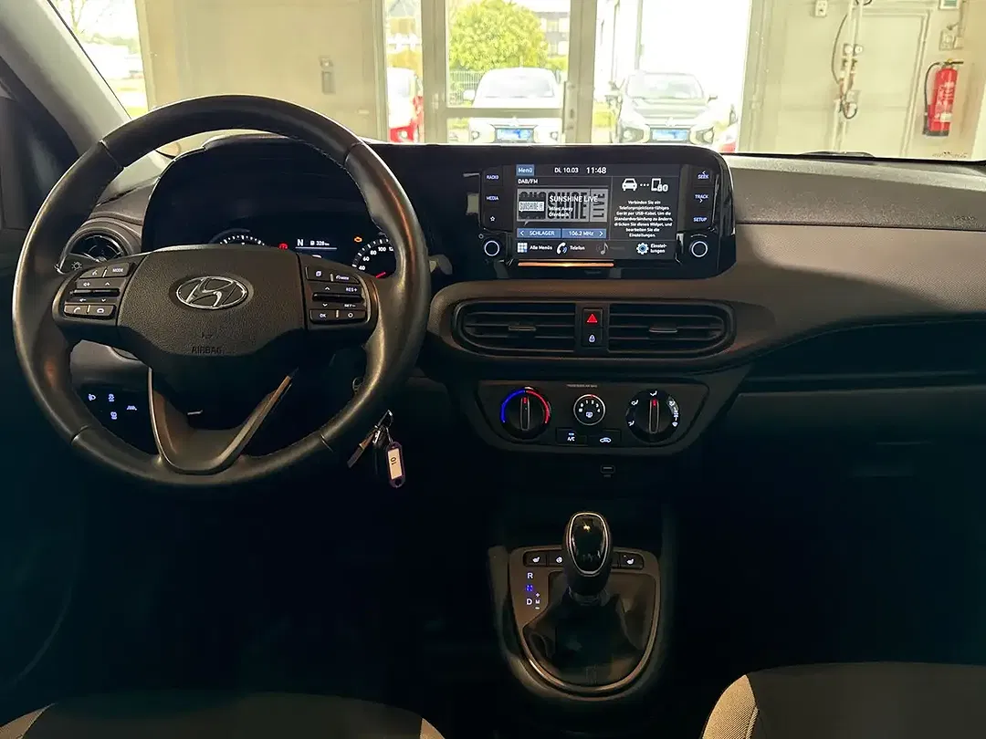 Hyundai i10 Trend - Thumbnail 13