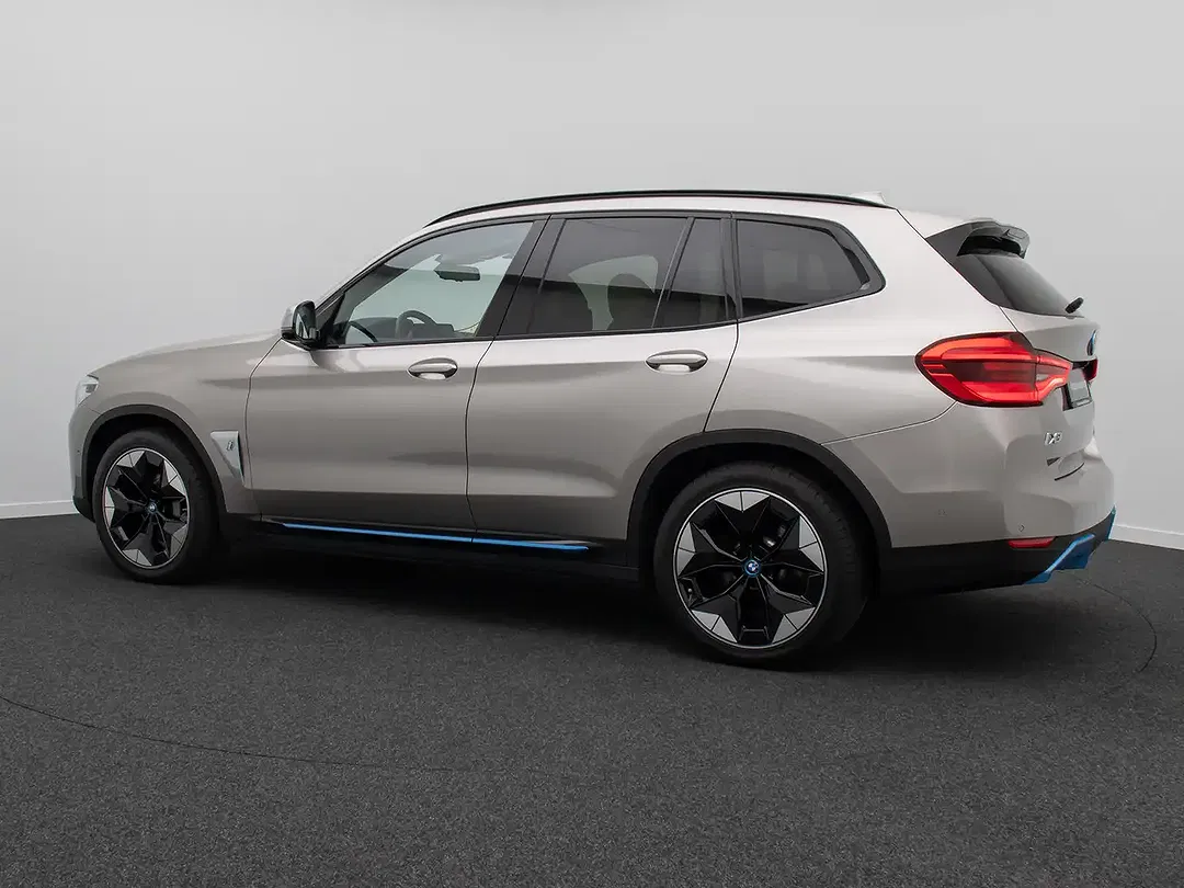 BMW X3 - Thumbnail 10