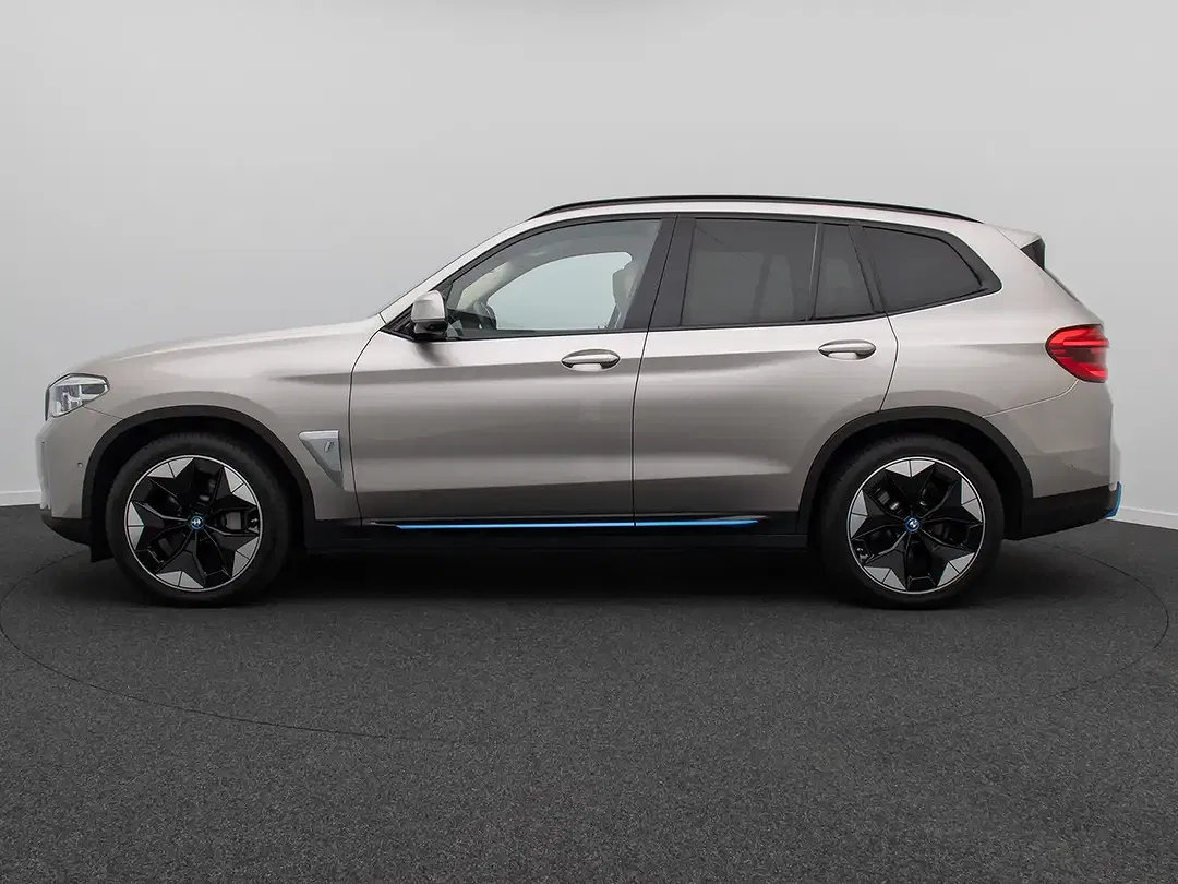 BMW X3 - Thumbnail 11