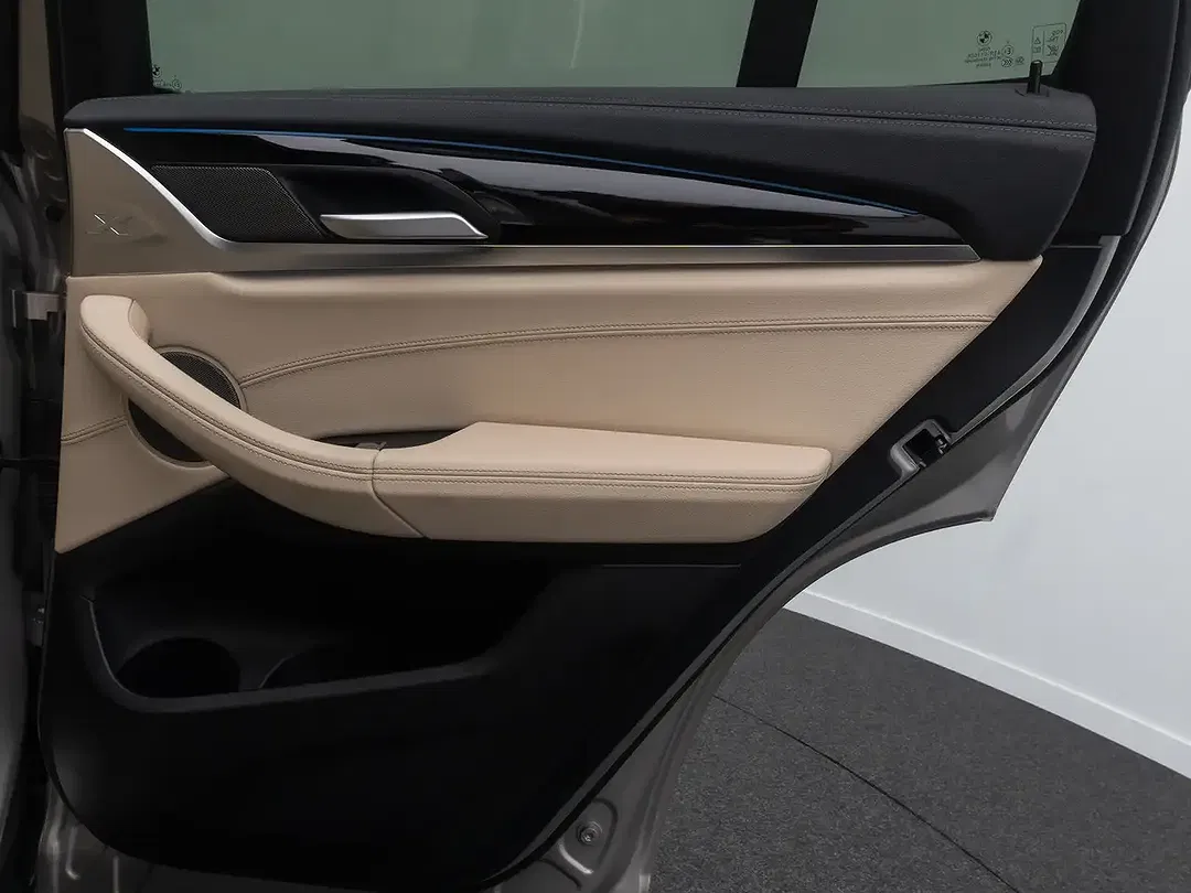 BMW X3 - Thumbnail 33