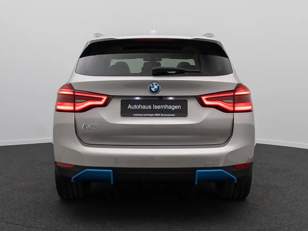 BMW X3 - Thumbnail 8