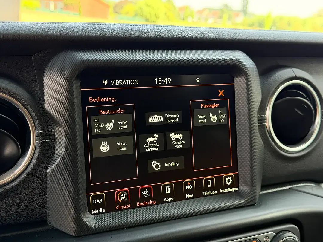 Jeep Wrangler 2.0 PHEV Turbo 4xe Sahara - Thumbnail 14
