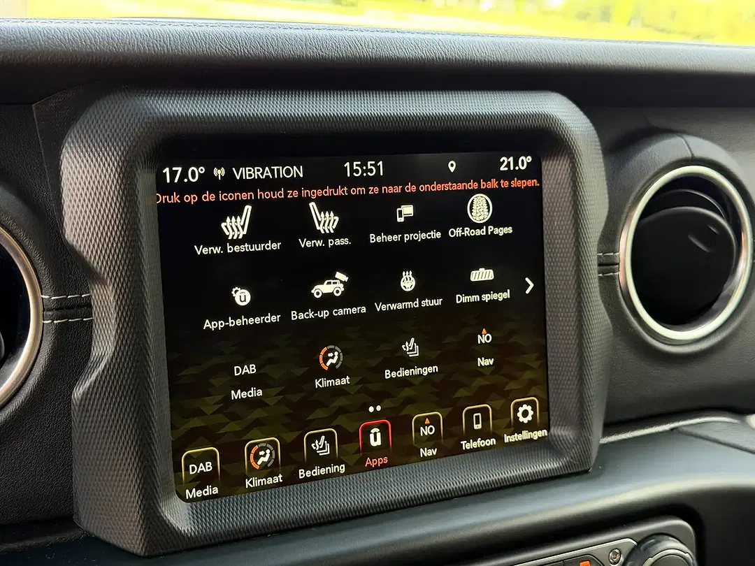 Jeep Wrangler 2.0 PHEV Turbo 4xe Sahara - Thumbnail 15