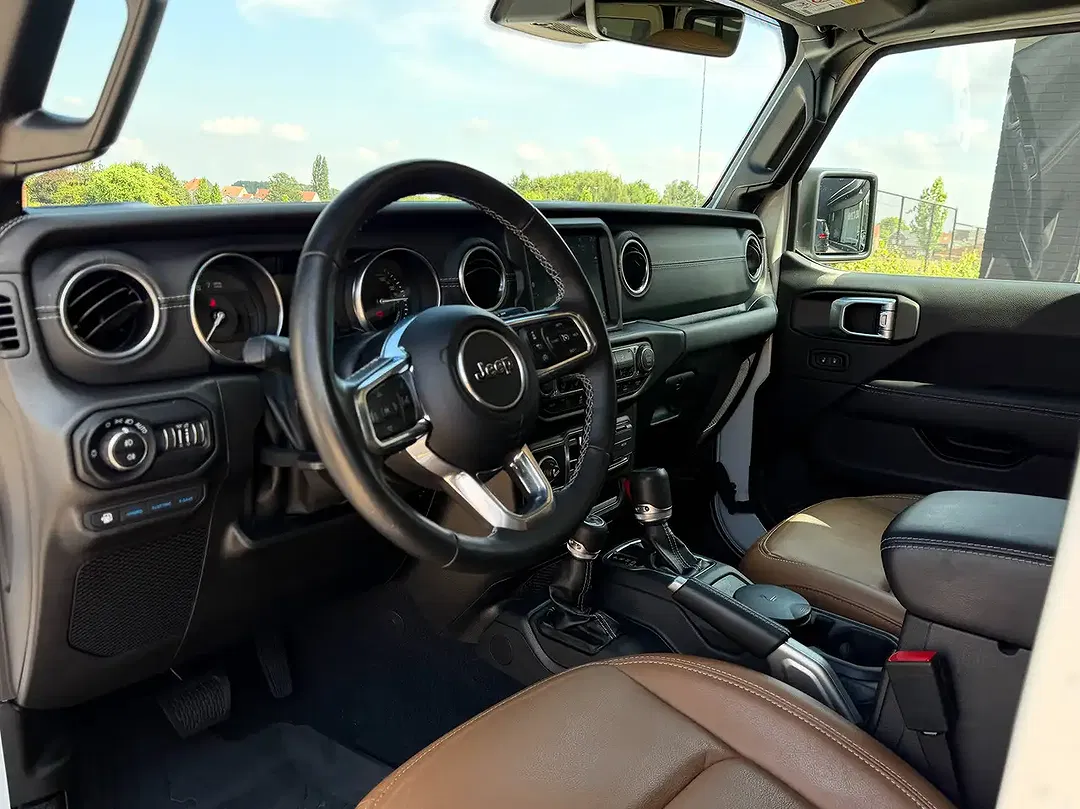 Jeep Wrangler 2.0 PHEV Turbo 4xe Sahara - Thumbnail 5