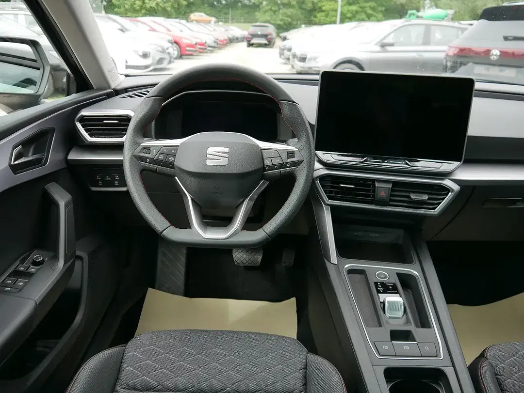SEAT Leon 2.0 TDI DSG FR - Thumbnail 11