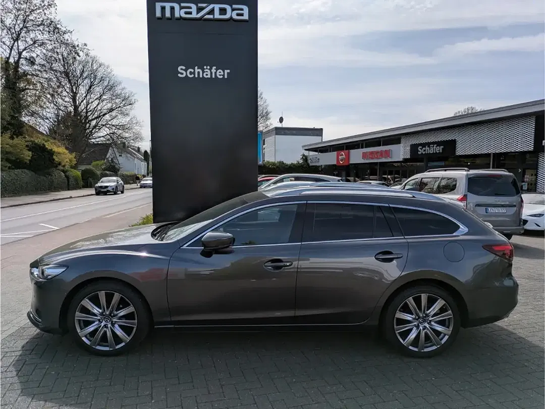 Mazda 6 - Thumbnail 3