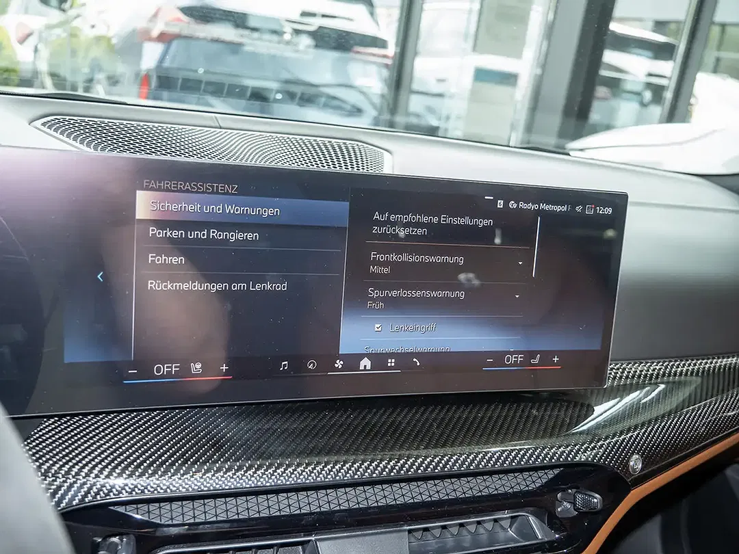 Alpina D3 Allrad S Touring - Thumbnail 11
