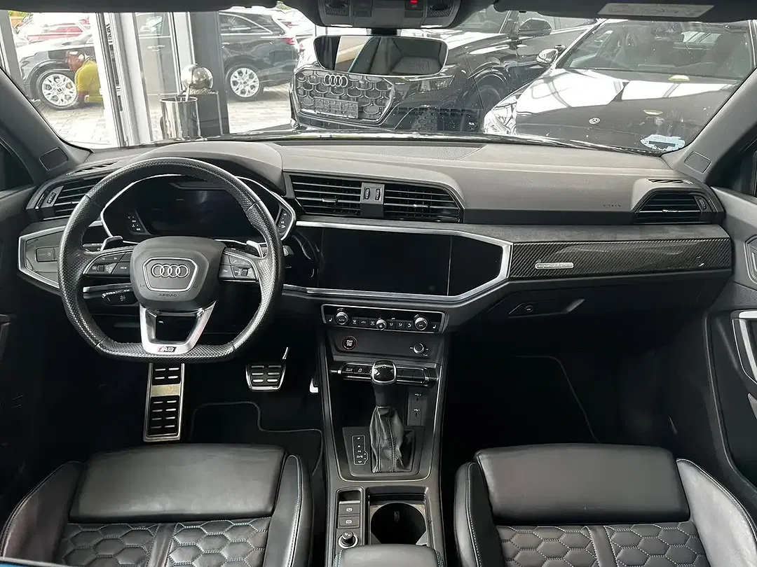 Audi RS Q3 2.5 TFSI quattro - Thumbnail 11