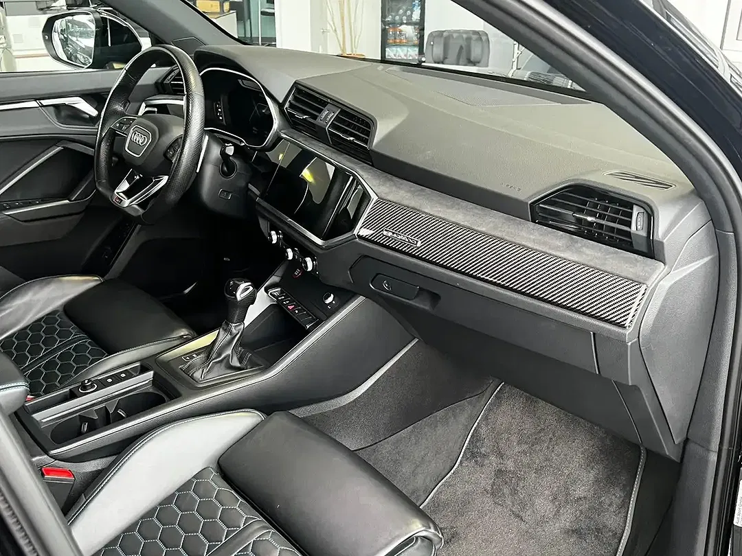 Audi RS Q3 2.5 TFSI quattro - Thumbnail 14