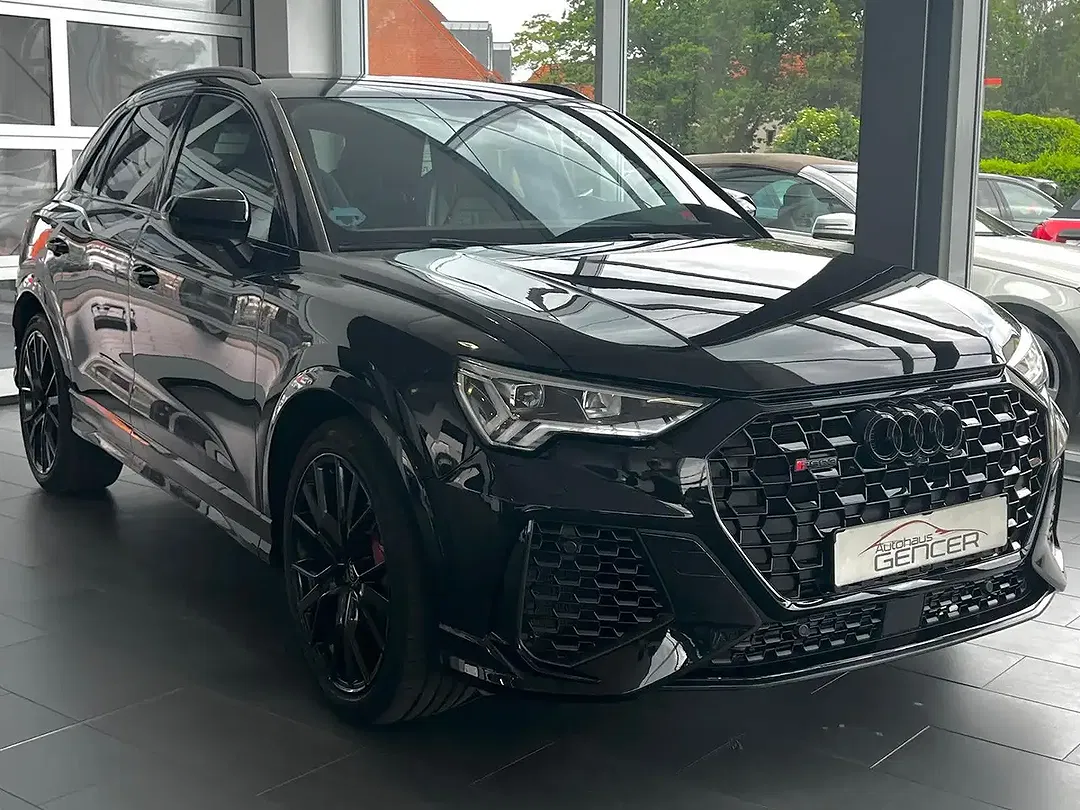 Audi RS Q3 2.5 TFSI quattro - Thumbnail 3