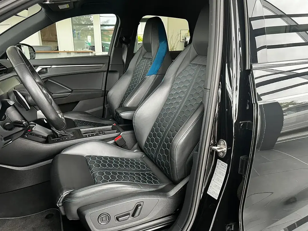 Audi RS Q3 2.5 TFSI quattro - Thumbnail 9