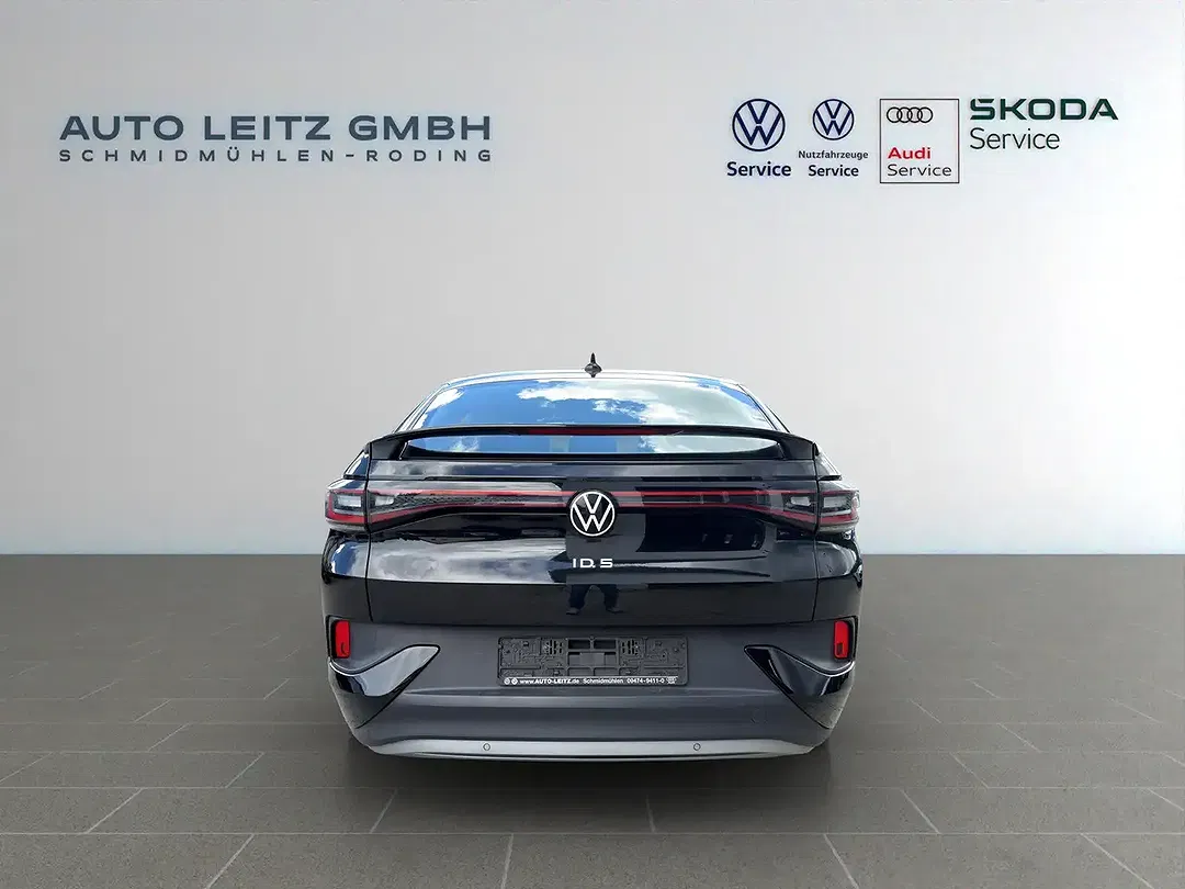 Volkswagen ID.5 Pro - Thumbnail 5
