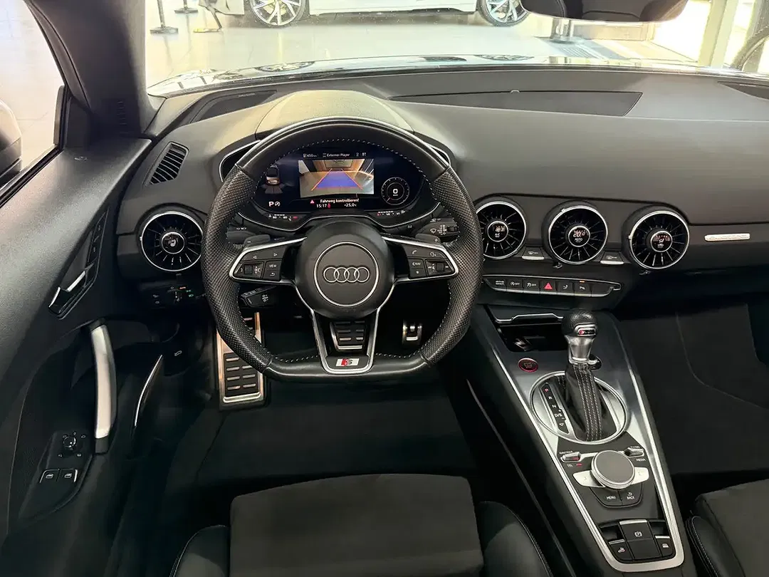 Audi TT quattro Roadster - Thumbnail 13