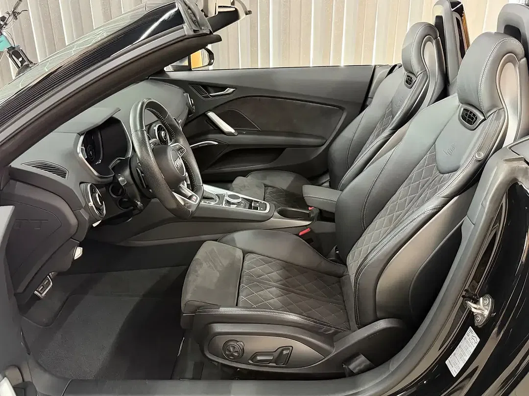 Audi TT quattro Roadster - foto 15