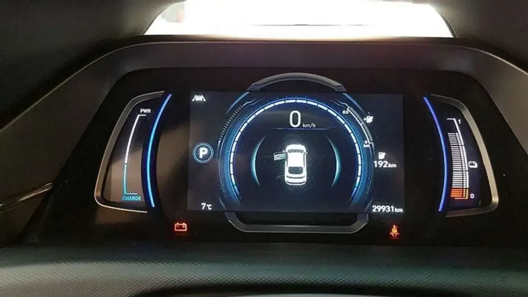 Hyundai IONIQ AUT - Thumbnail 11