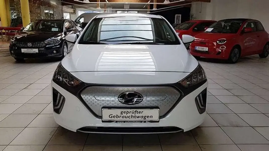 Hyundai IONIQ AUT - foto 2