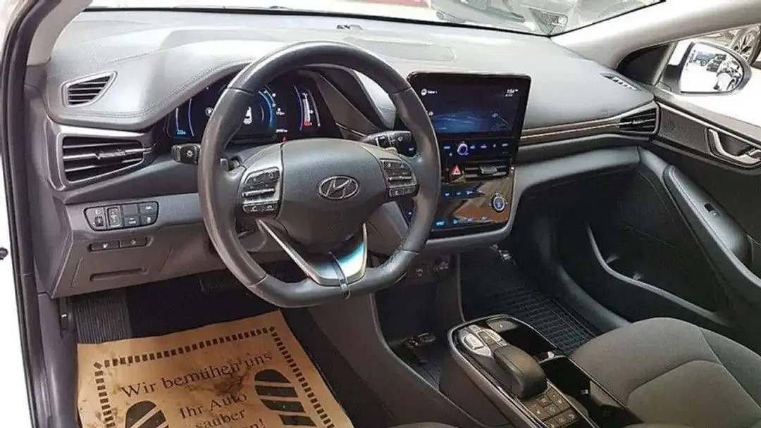 Hyundai IONIQ AUT - Thumbnail 9