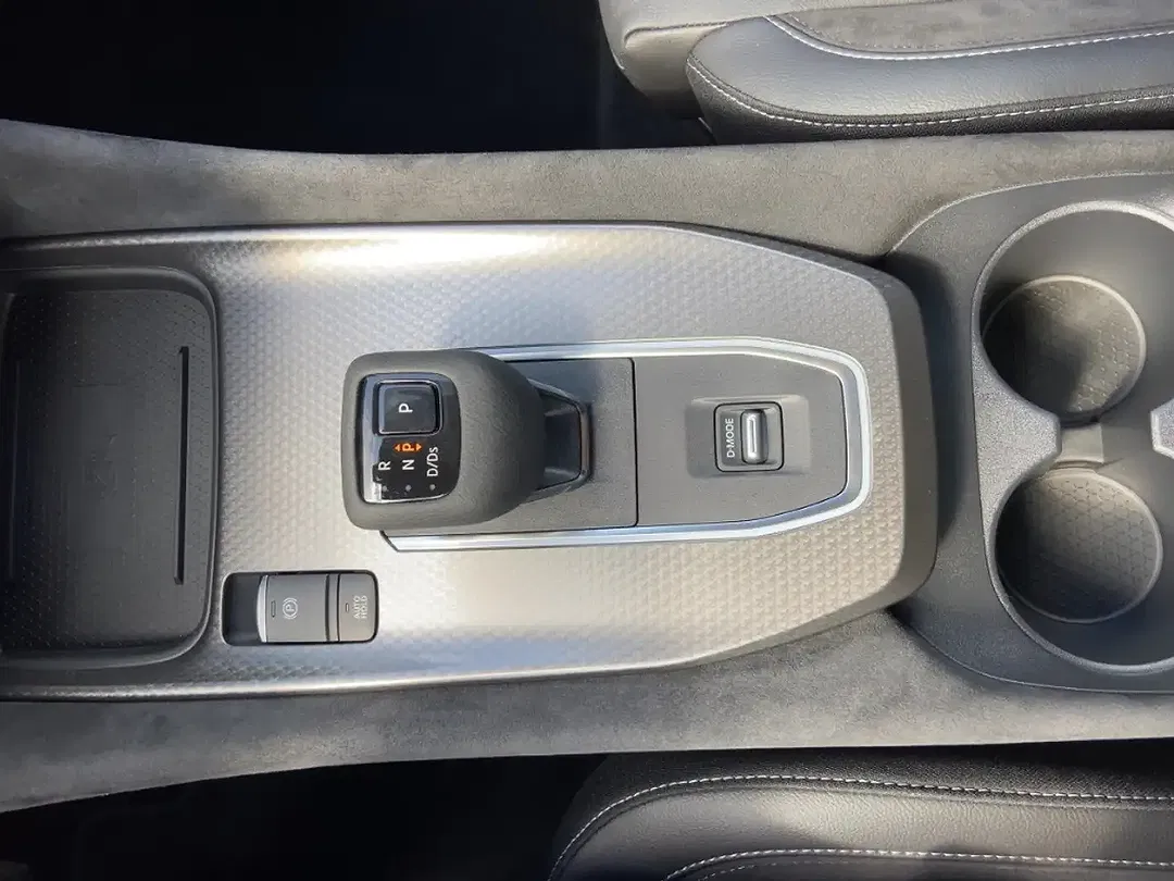 Nissan Qashqai AUT N-Design - Thumbnail 13