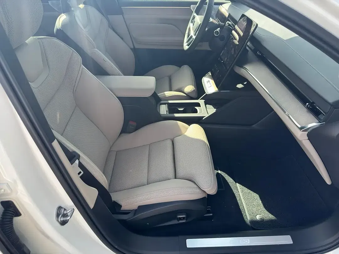 Volvo ES90 Single Motor Extended Range Ultra - Thumbnail 12