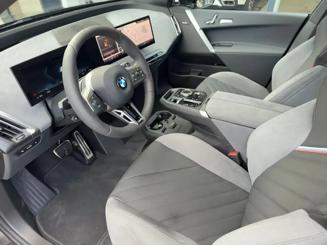 BMW iX xDrive - Thumbnail 7