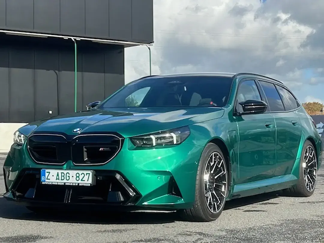 BMW M5 PHEV Touring - foto 2