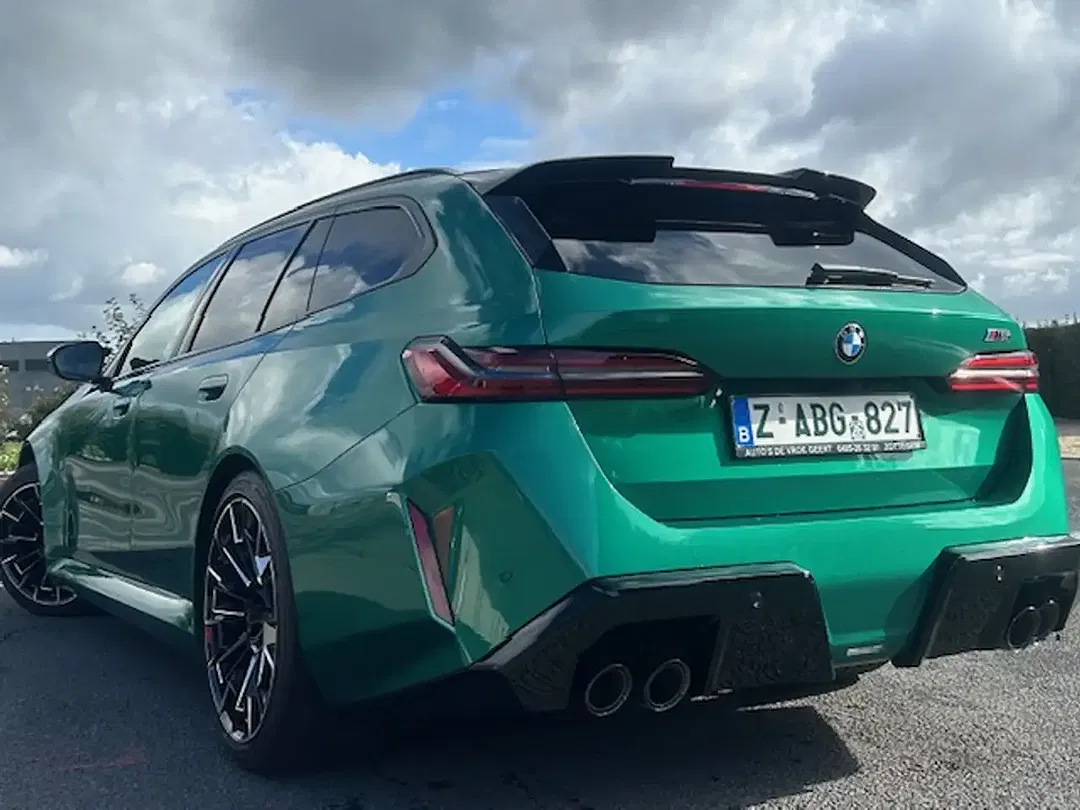 BMW M5 PHEV Touring - Thumbnail 8