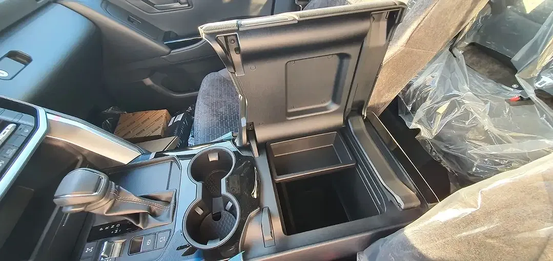 Toyota Land Cruiser Elegance - Thumbnail 14