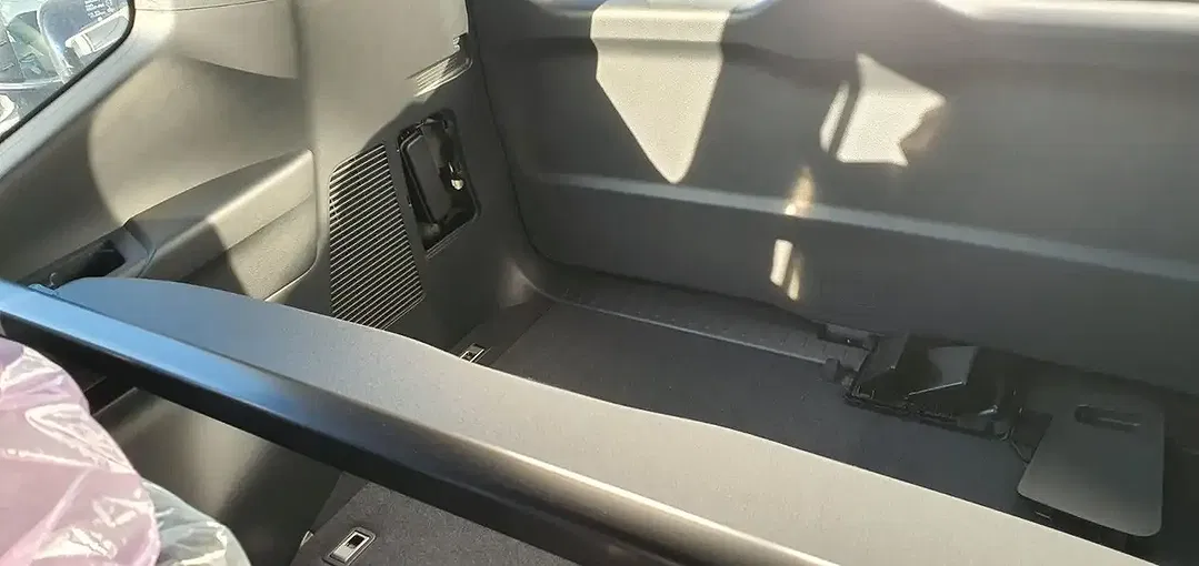 Toyota Land Cruiser Elegance - Thumbnail 22