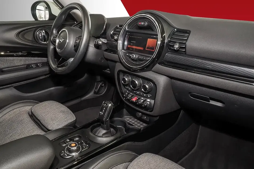 MINI Cooper Clubman D - Thumbnail 13
