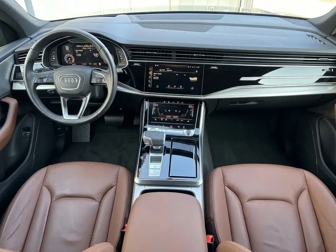 Audi Q7 55 TFSI e quattro competition plus - Thumbnail 10