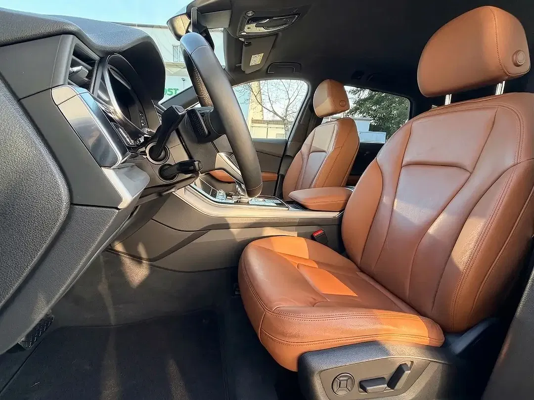 Audi Q7 55 TFSI e quattro competition plus - Thumbnail 12