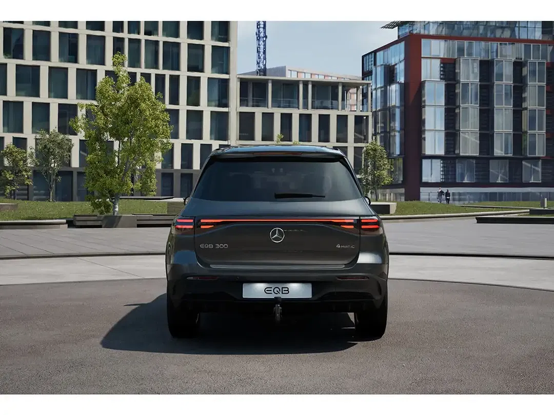 Mercedes-Benz EQB 300 4MATIC AMG Sport Night - Thumbnail 12